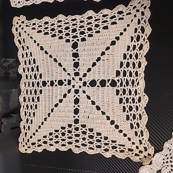 🍀Handmade vintage decor table doilies - Picture 4 of 6